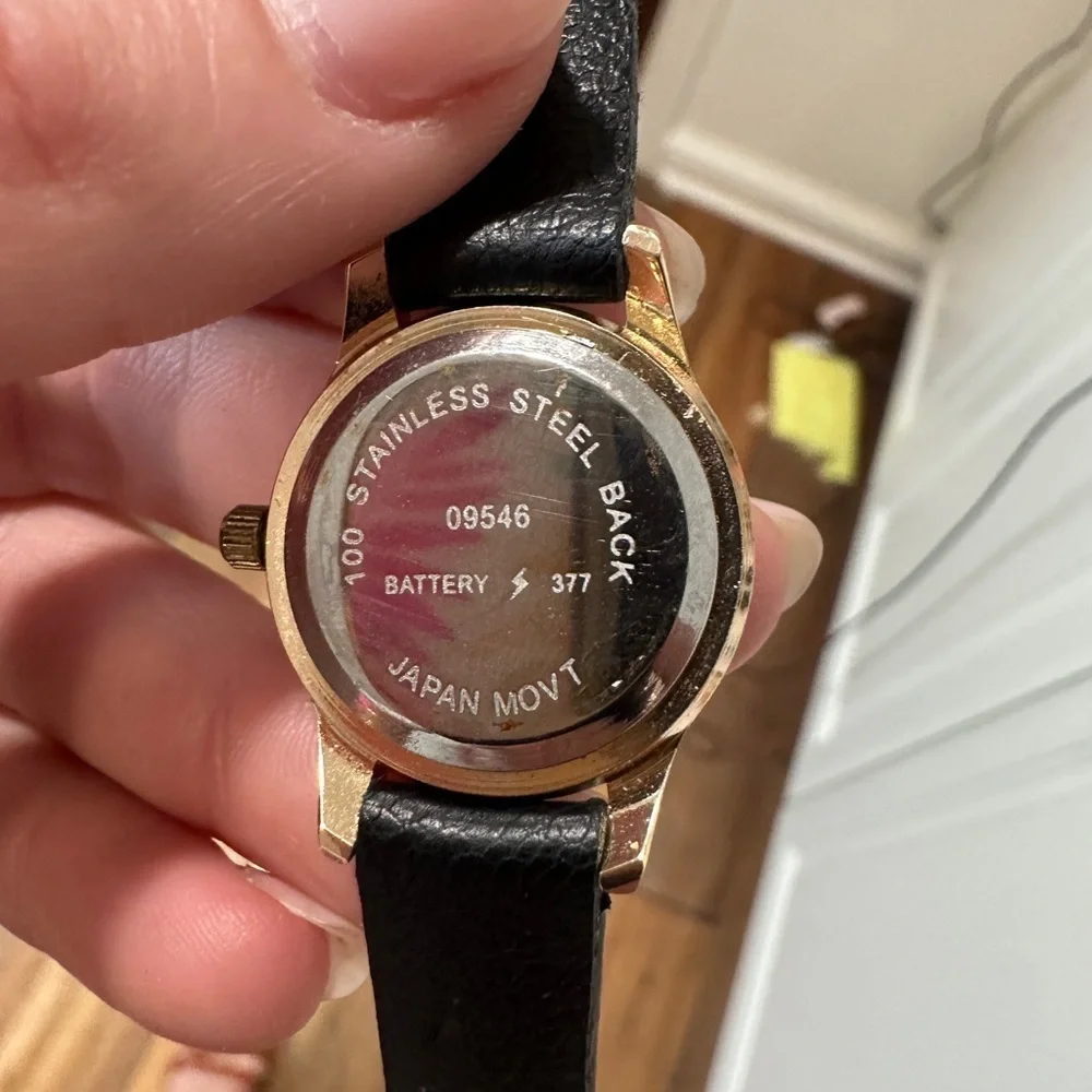 Elegant Black and Gold Vintage dainty women’s watch